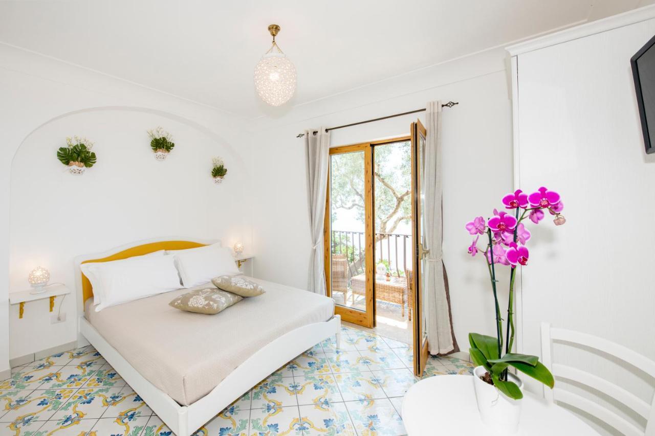 La Borragine Rooms Positano Exterior foto