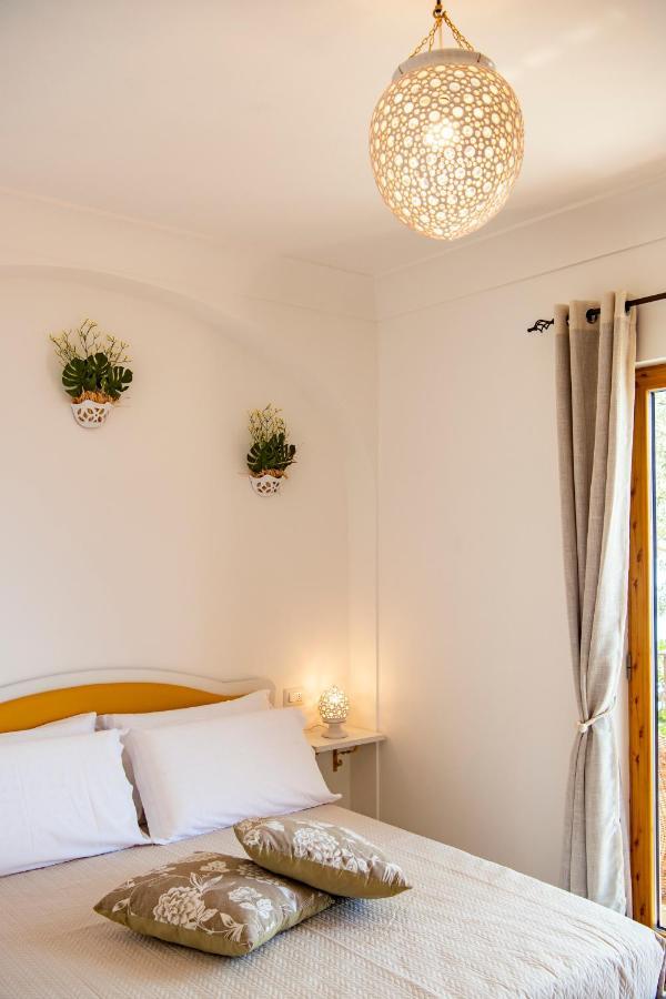 La Borragine Rooms Positano Exterior foto